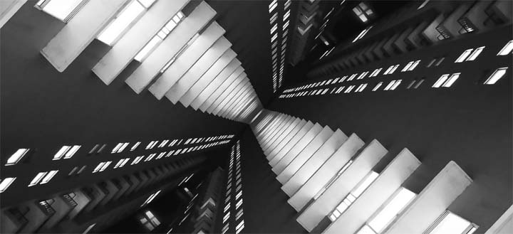 对比传统手算，AI 算量的优势尽显